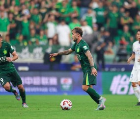 中超联赛：北京国安憾负上海申花，塞蒂恩这是在下了一步错棋？