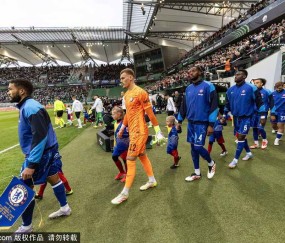 19岁乔治如何在切尔西的豪华阵容中脱颖而出