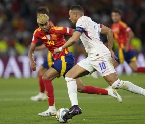 魔怔！亚马尔1年之内6杀姆巴佩 从南天门砍到蓬莱东路